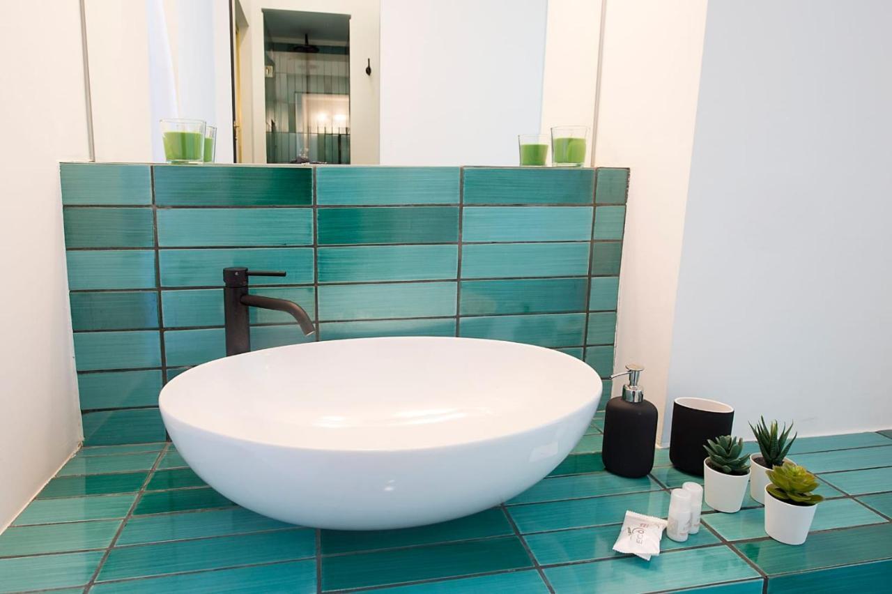 Ninina Boutique Suites サレルノ エクステリア 写真