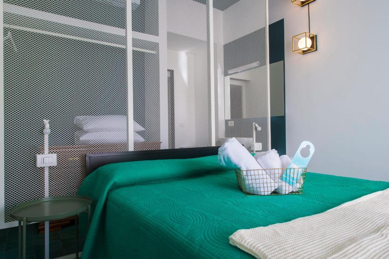 Ninina Boutique Suites サレルノ エクステリア 写真
