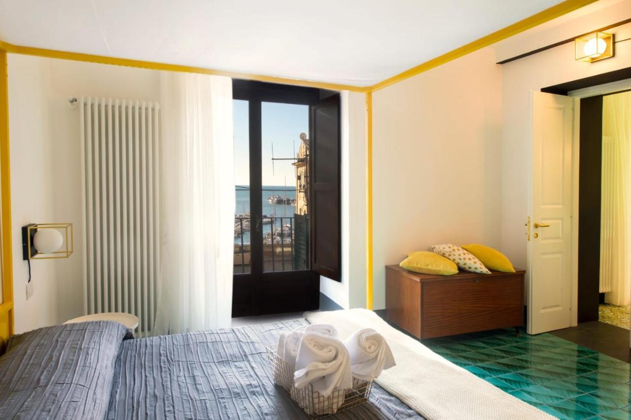 Ninina Boutique Suites サレルノ エクステリア 写真
