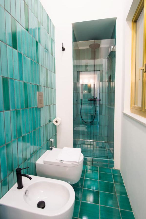 Ninina Boutique Suites サレルノ エクステリア 写真